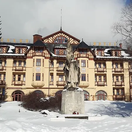 Cosy Flat In High Tatras Апартаменты Високе-Татри